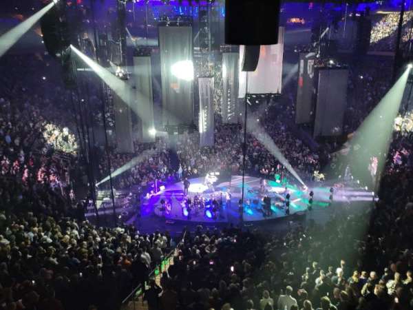 Madison Square Garden, section: 217, row: 4WC, seat: 8