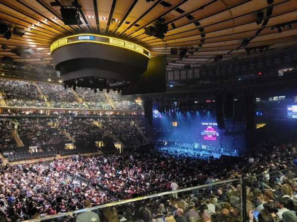 Madison Square Garden, section: 105, row: 20, seat: 26