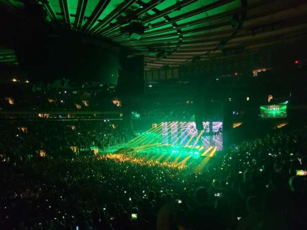 Madison Square Garden, section: 105, row: 20, seat: 26