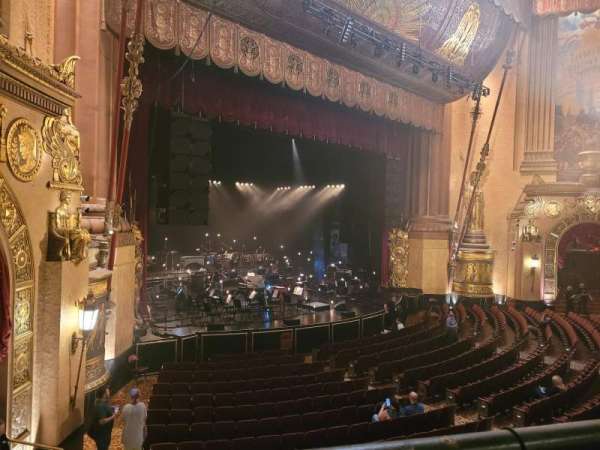 Beacon Theatre, section: LOGE 3, row: A, seat: 43