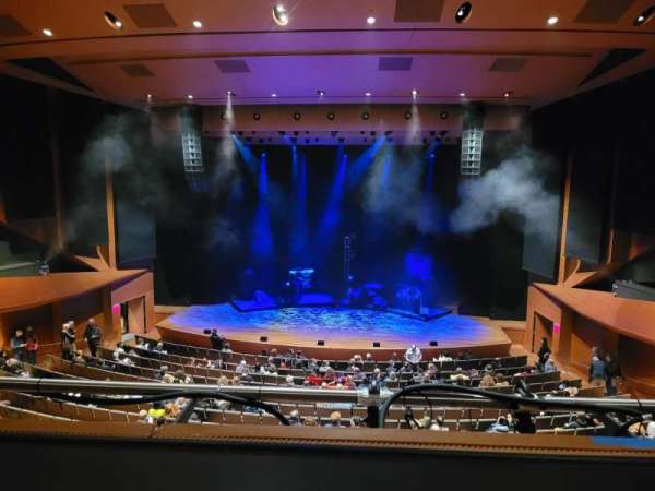 Alice Tully Hall, section: Balcony, row: A, seat: 121