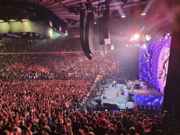 Madison Square Garden, section: 109, row: 20, seat: 20
