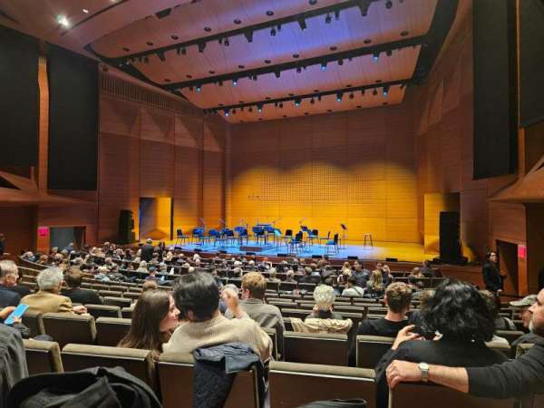 Alice Tully Hall, section: Orchestra, row: R, seat: 139