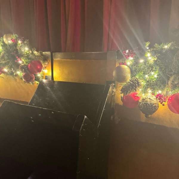 Radio City Music Hall, section: Orchestra 2, row: BB, seat: 204