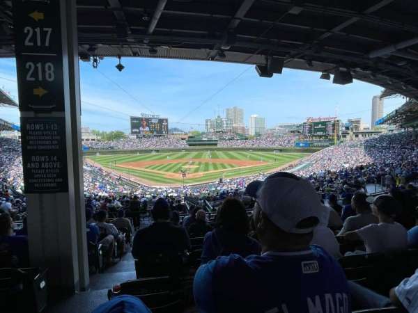 Wrigley Field, section: 218, row: 10, seat: 1