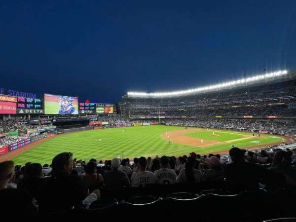 Yankee Stadium, section: 228, row: 11, seat: 17