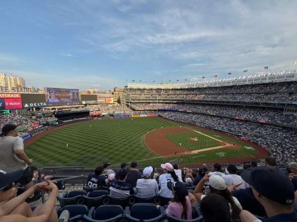 Yankee Stadium, section: 327, row: 6, seat: 23