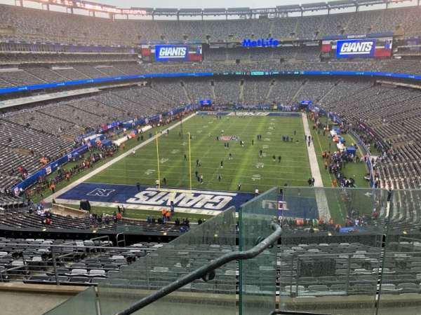 MetLife Stadium, section: 225B, row: 3, seat: 1