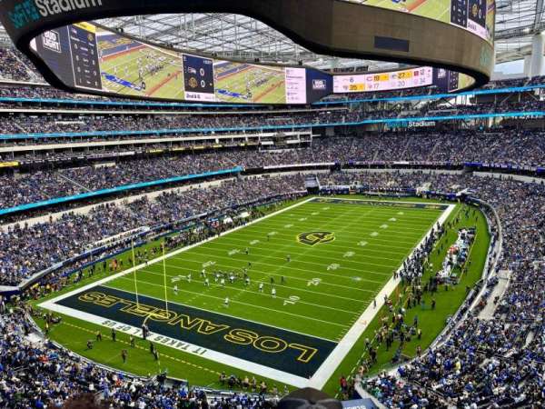 SoFi Stadium, section: 313, row: 9, seat: 18