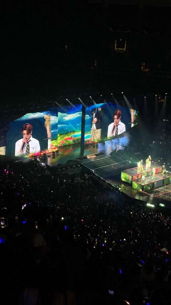 Honda Center, section: 408, row: T, seat: 7