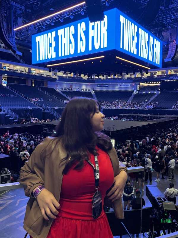 Moody Center, section: 122, row: B, seat: 8