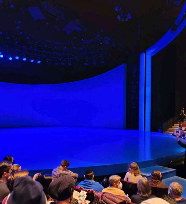 Vivian Beaumont Theater, section: Orchestra L, row: G, seat: 105