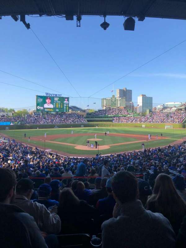 Wrigley Field, section: 218, row: 8, seat: 5