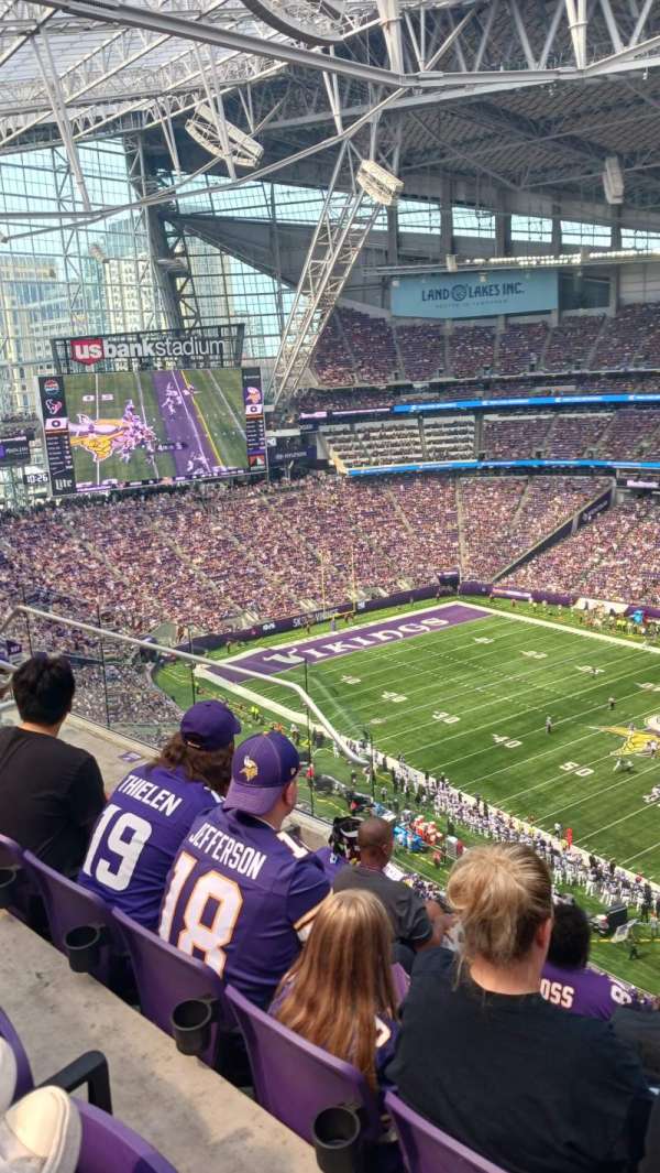 U.S. Bank Stadium, section: 337, row: 5, seat: 11