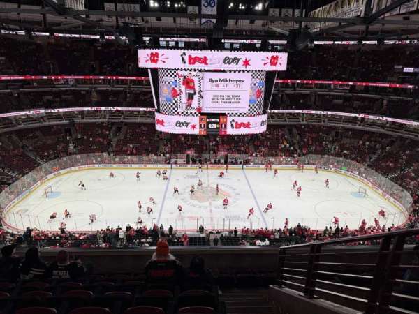 United Center, section: 318, row: 8, seat: 1