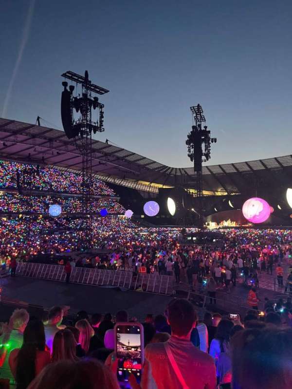 Etihad Stadium, Manchester, section: 011, row: 21, seat: 282
