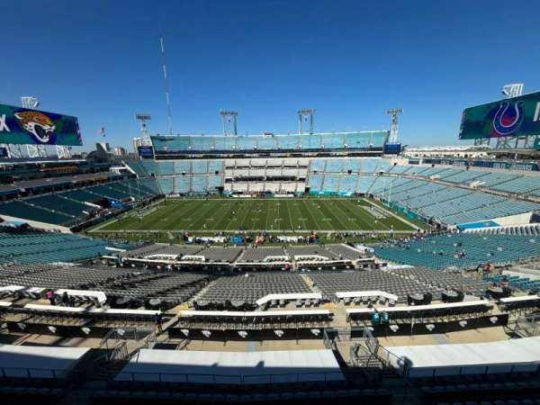 EverBank Stadium, section: 436, row: W