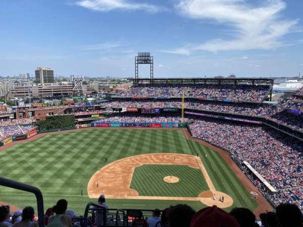 Citizens Bank Park, section: 425, row: 16, seat: 24