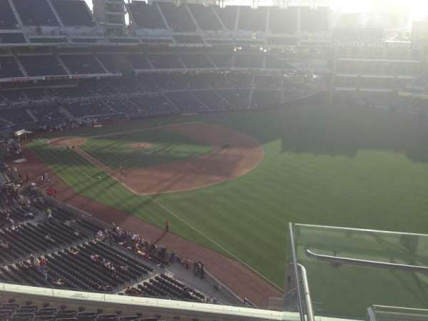 Petco Park, section: 323, row: 10, seat: 16