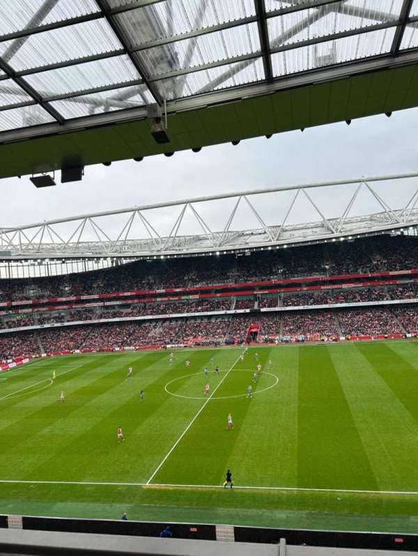 Emirates Stadium, section: 112, row: 2, seat: 580