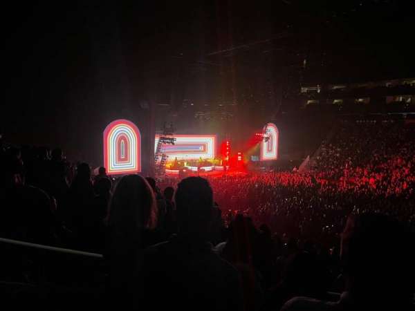 Toyota Center, section: 119, row: 20, seat: 14