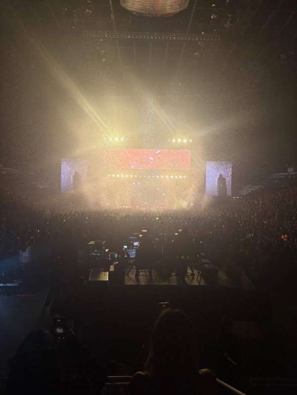 Coliseo de Puerto Rico, section: 121, row: L, seat: 1