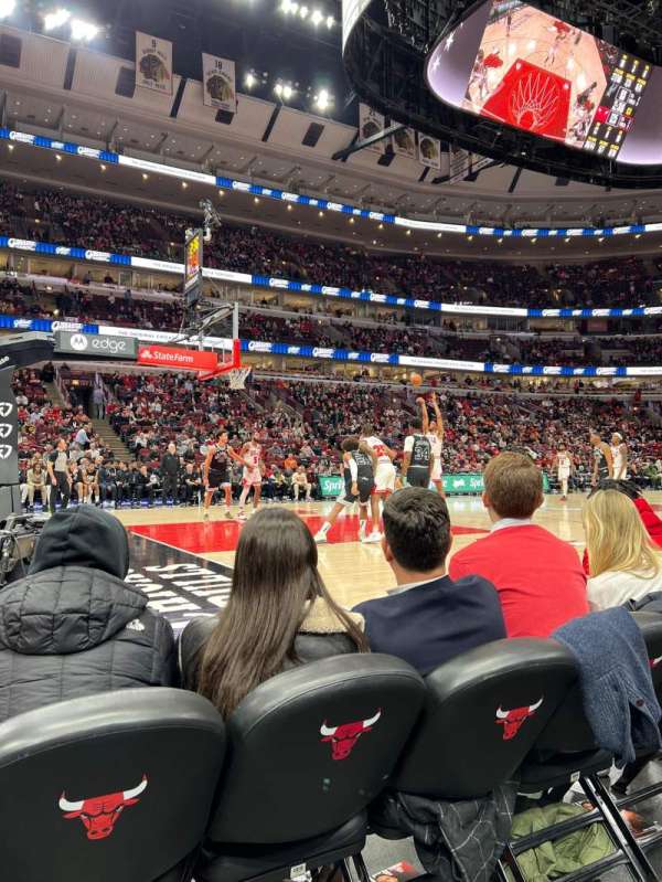 United Center, section: 113, row: A, seat: 11