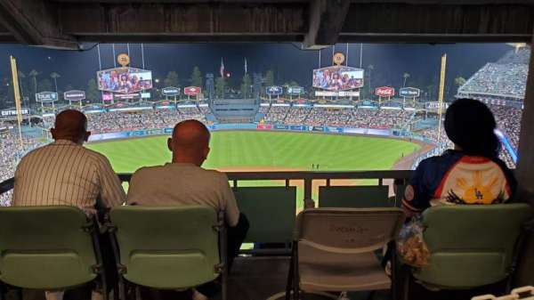 Dodger Stadium, section: 1RS, row: W, seat: 11