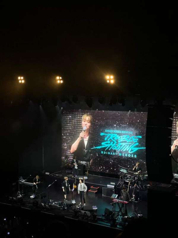 The Wiltern, section: Loge R, row: EE, seat: 18