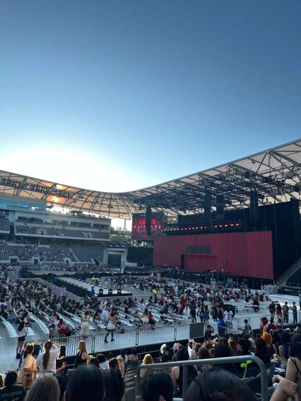 BMO Stadium, section: 112, row: P, seat: 3