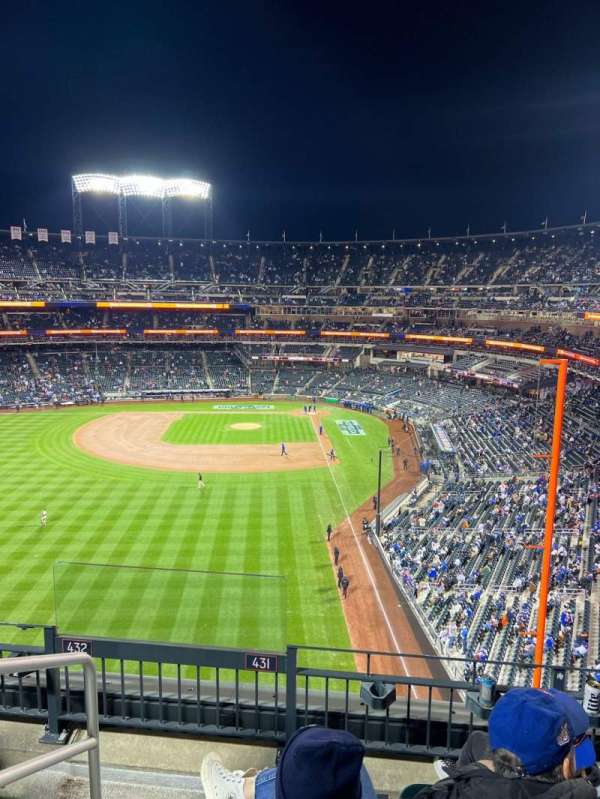 Citi Field, section: 431, row: 4, seat: 21
