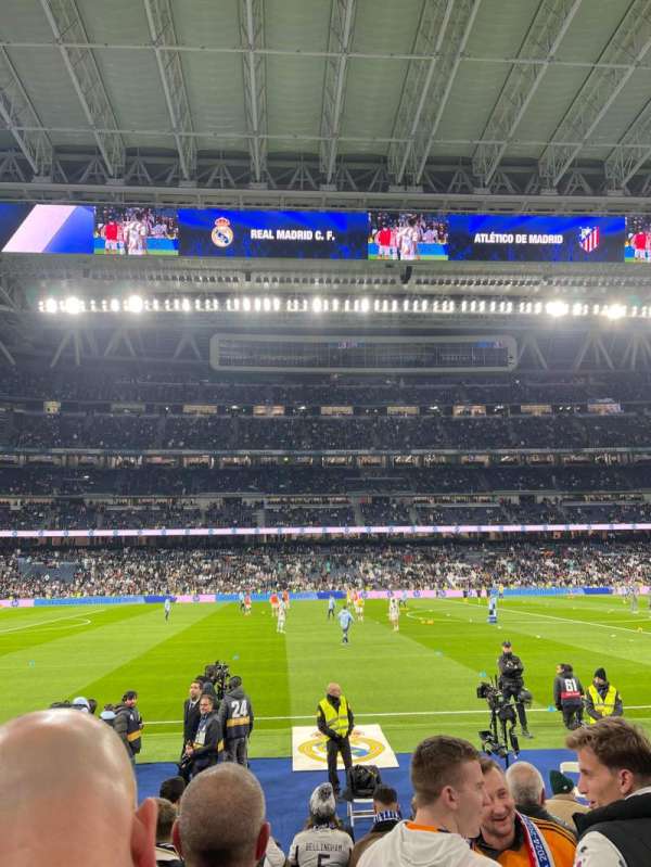 Santiago Bernabéu Stadium, section: 134, row: 10, seat: 17