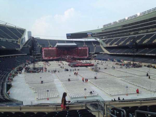 Soldier Field, section: 225, row: 9, seat: 14