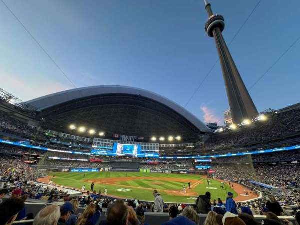 Rogers Centre, section: 126, row: E, seat: 102