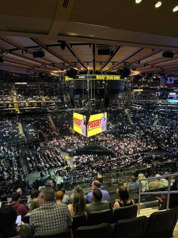 Madison Square Garden, section: 222, row: 9, seat: 13