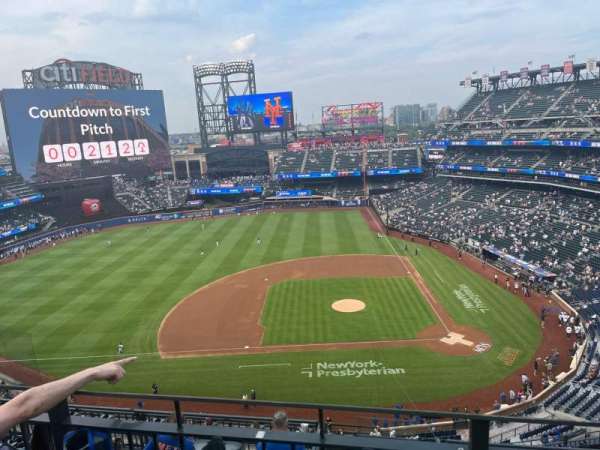 Citi Field, section: 520, row: 2, seat: 12