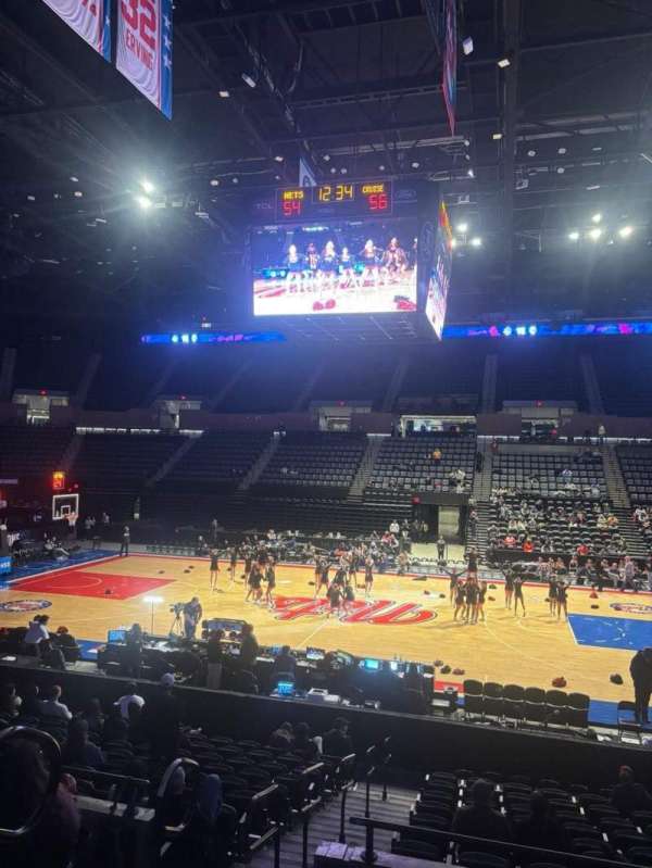 Nassau Veterans Memorial Coliseum, section: 116, row: 5, seat: 14