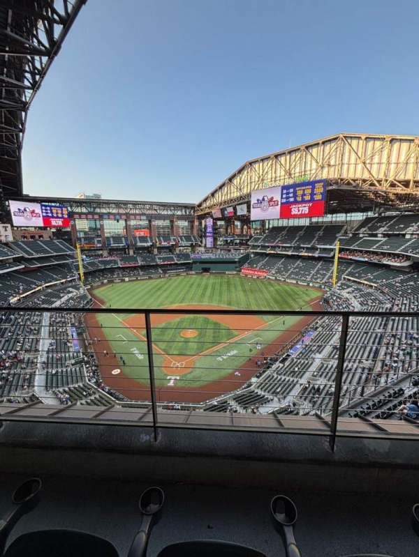 Globe Life Field, section: 315, row: 2, seat: 7