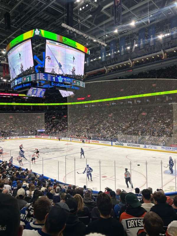 Scotiabank Arena, section: 105A, row: 17, seat: 5