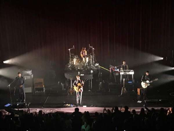 Chicago Theatre, section: Loge4, row: AA, seat: 408