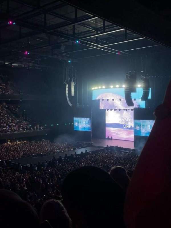 Ziggo Dome, section: 105, row: 15, seat: 125