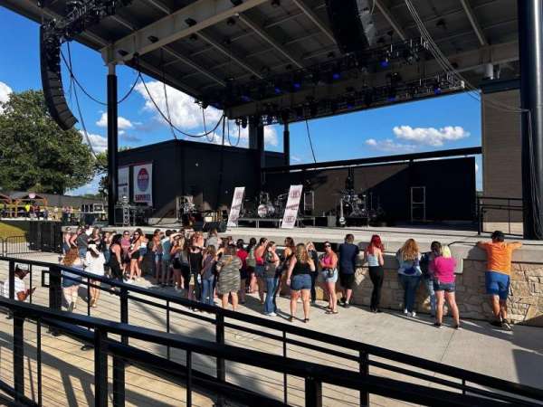 Devon Lakeshore Ampitheater, section: Reserved, row: B, seat: 19