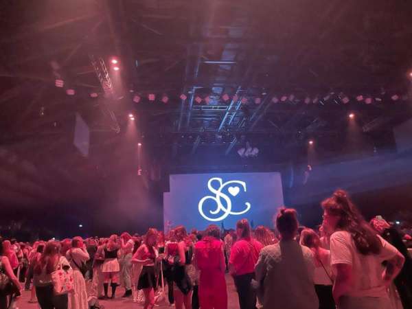 ING Arena, section: Pit