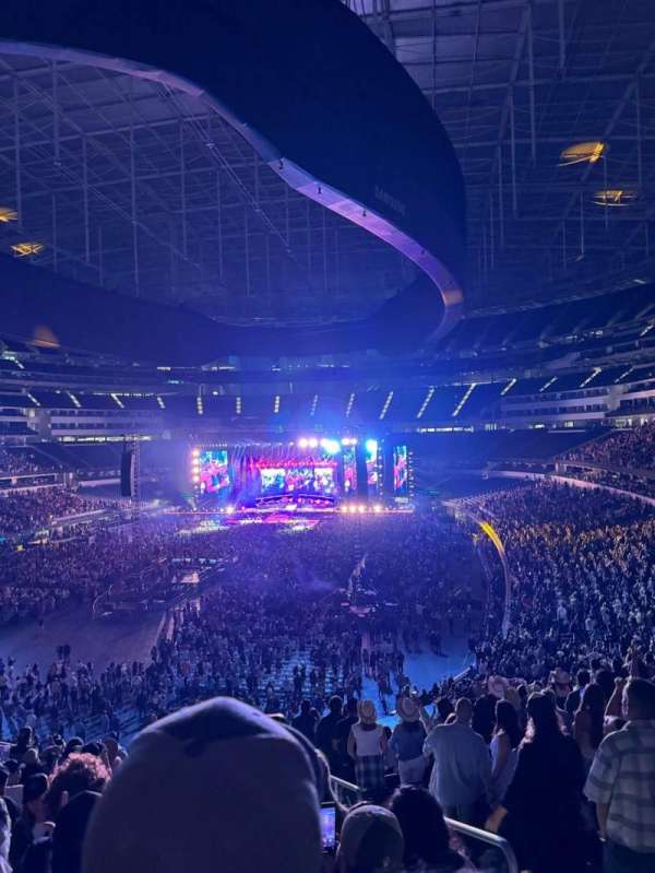 SoFi Stadium, section: 235, row: 15, seat: 3