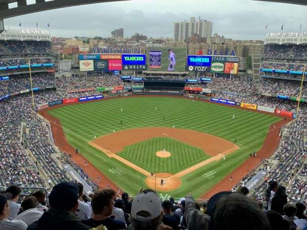 Yankee Stadium, section: 420B, row: 13, seat: 18