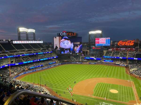 Citi Field, section: 519, row: 15, seat: 24