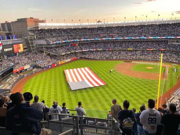 Yankee Stadium, section: 433, row: 9, seat: 20