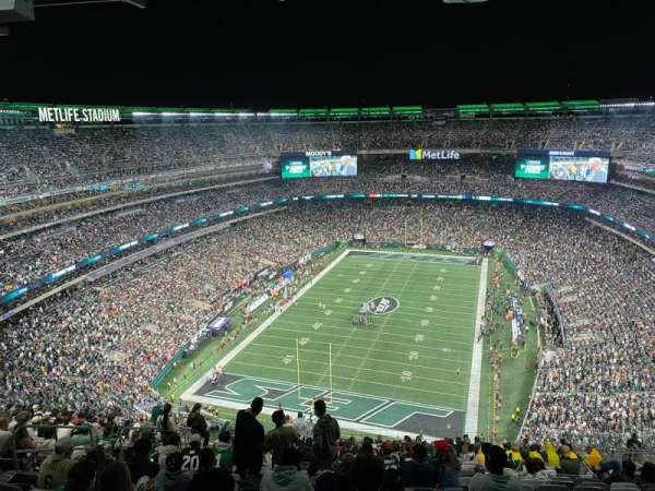 MetLife Stadium, section: 324, row: 26, seat: 21