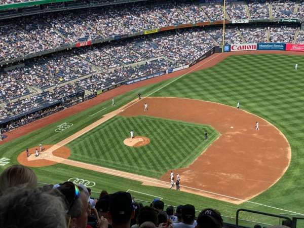 Yankee Stadium, section: 414, row: 12, seat: 2