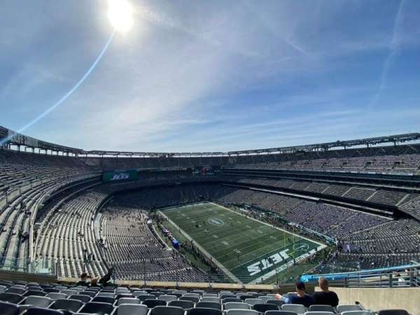 MetLife Stadium, section: 306, row: 13, seat: 8